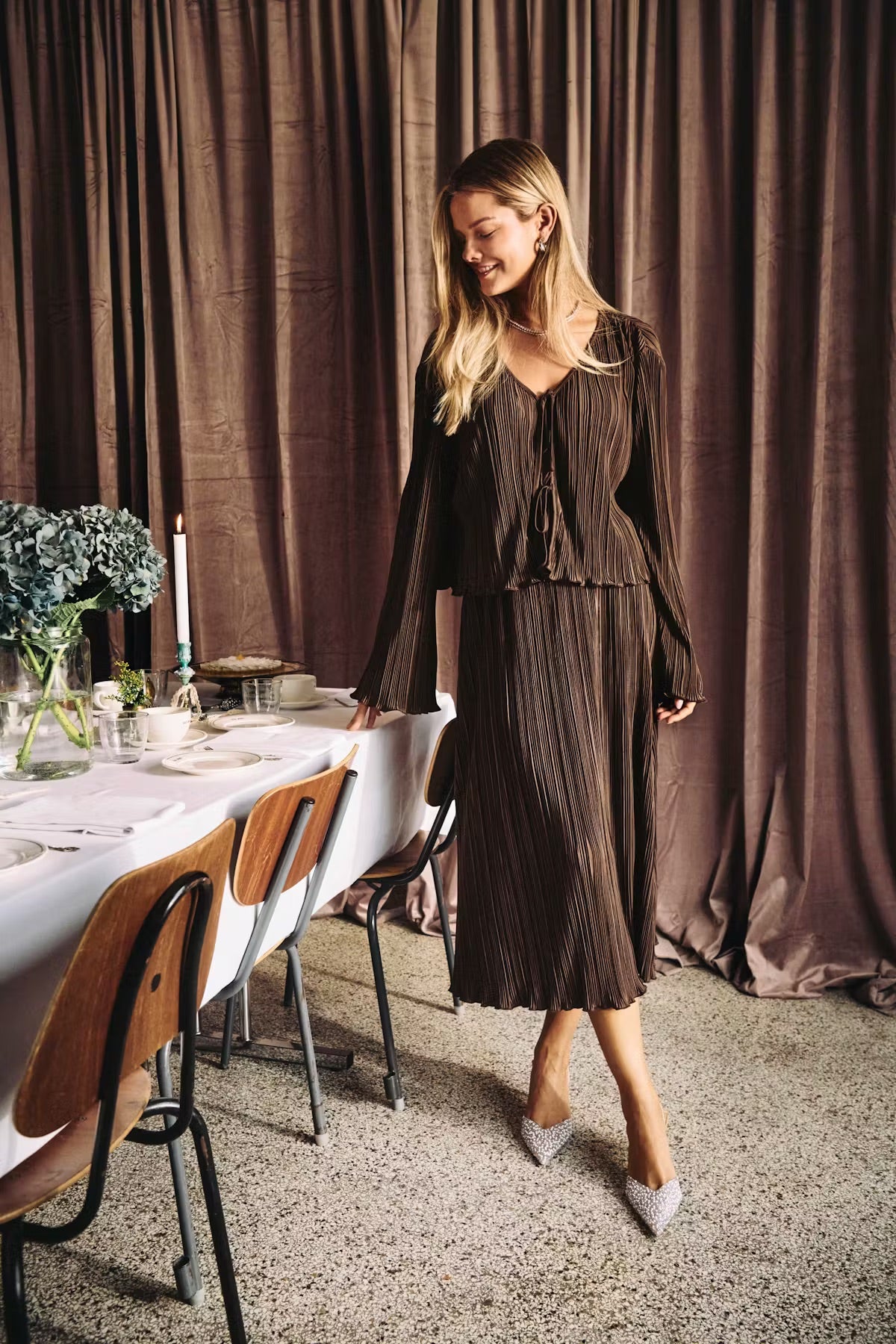 ZuniSZ Pleated Blouse - Chocolate Brown