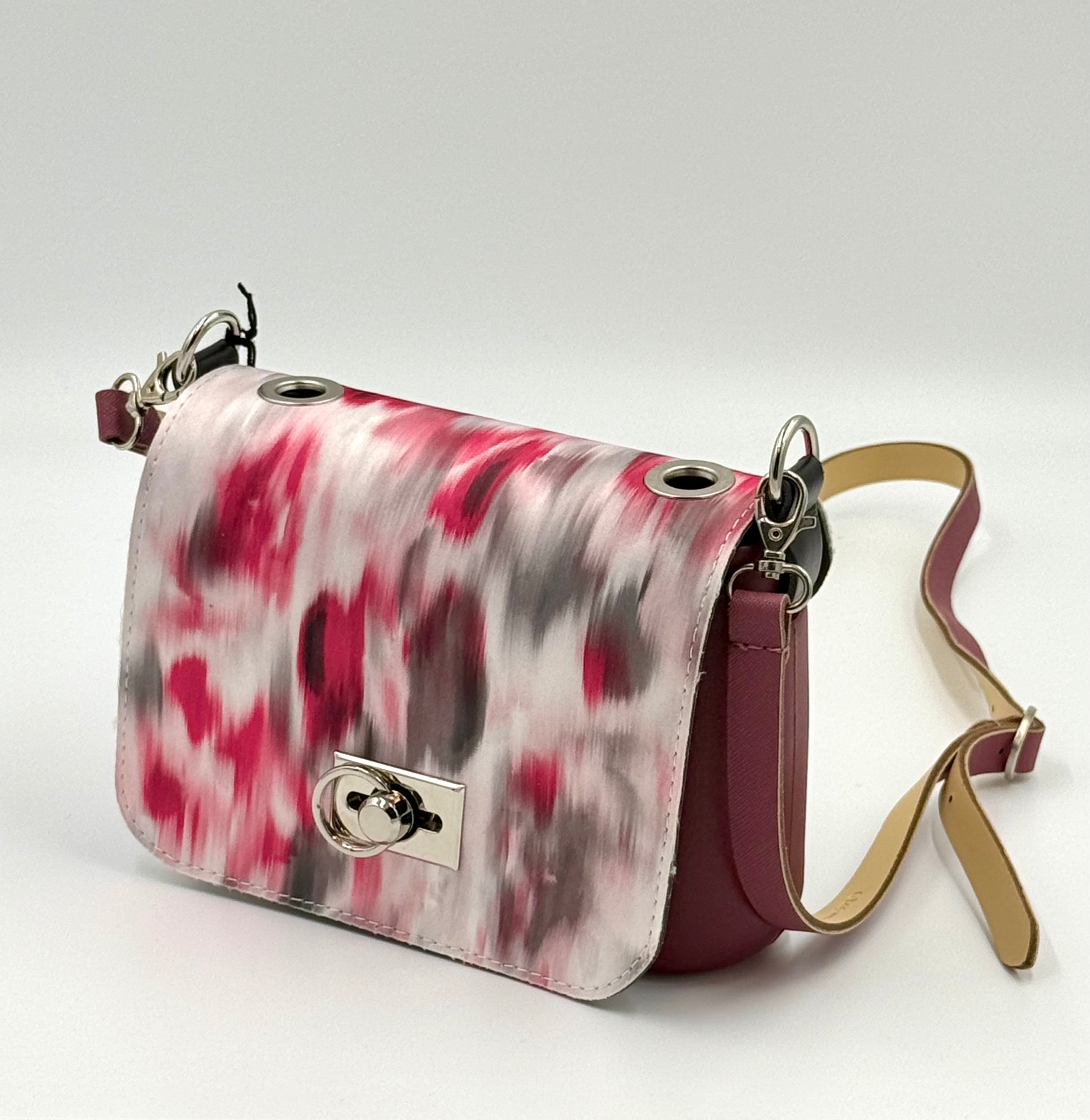 O bag, O pocket – burgundy bag body with shoulder strap and marbled flap
