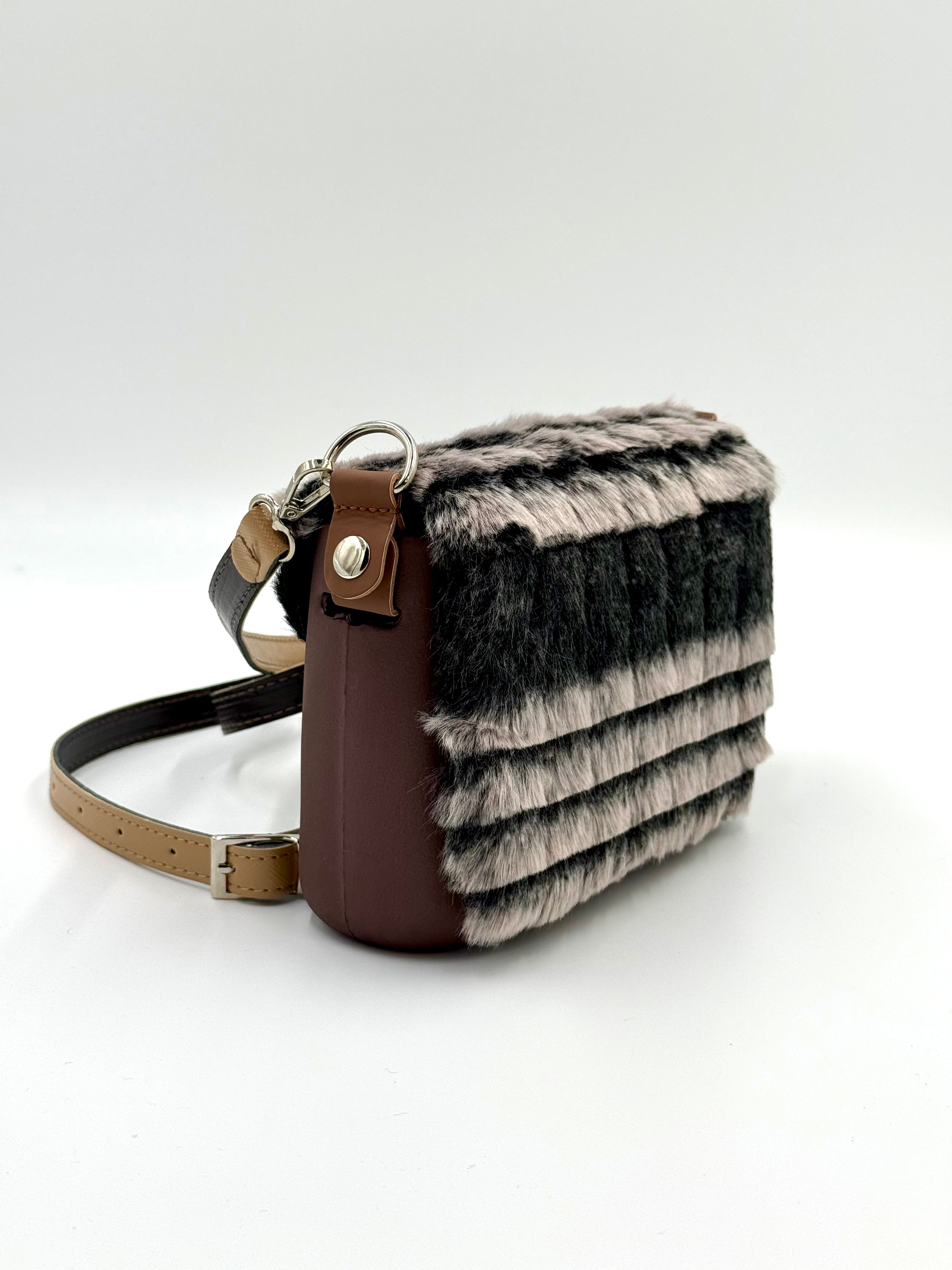 Obag faux fur pocket crossbody bag – compact, stylish, soft touch