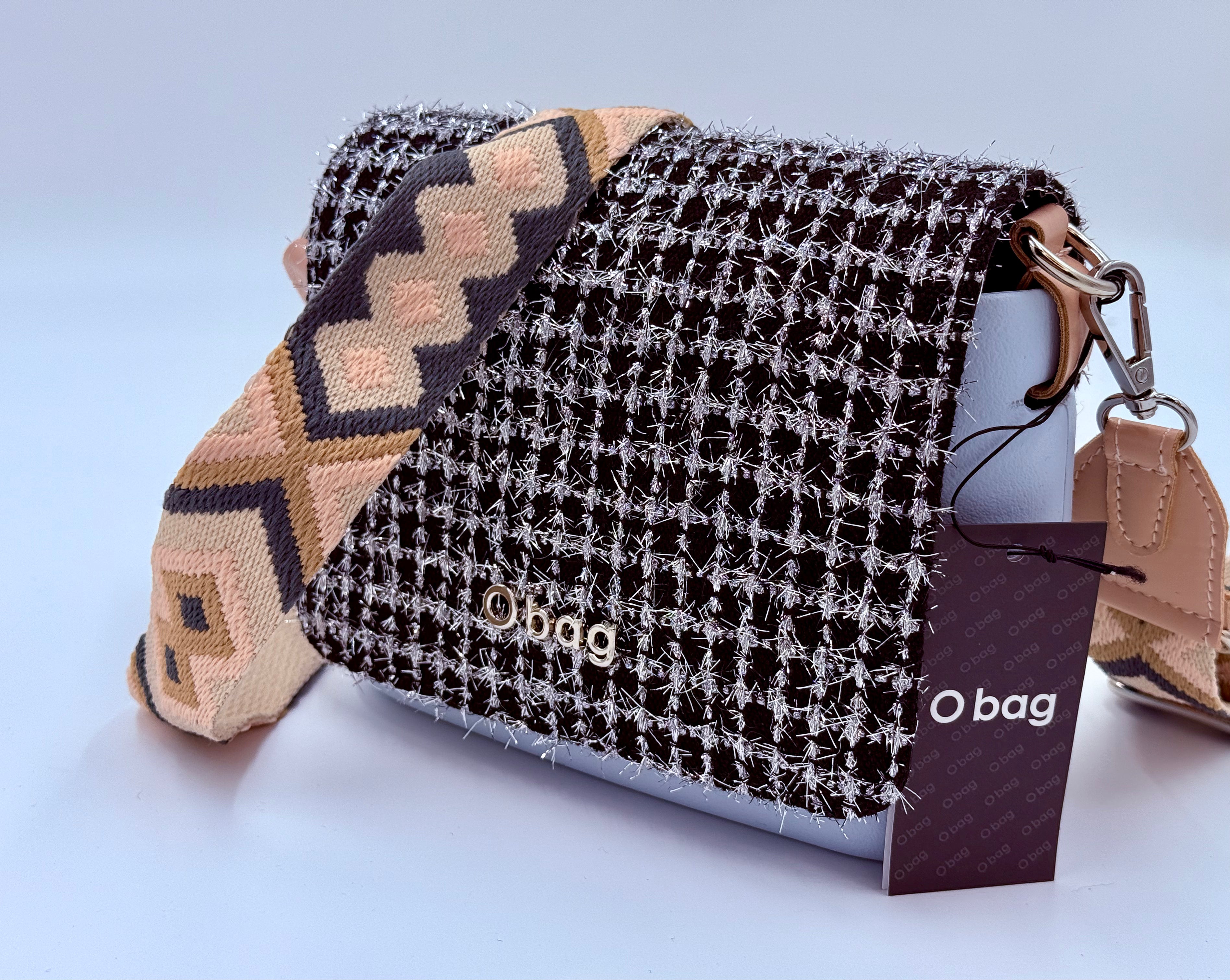 O bag Pocket bag – with tweed lid and patterned wide shoulder strap