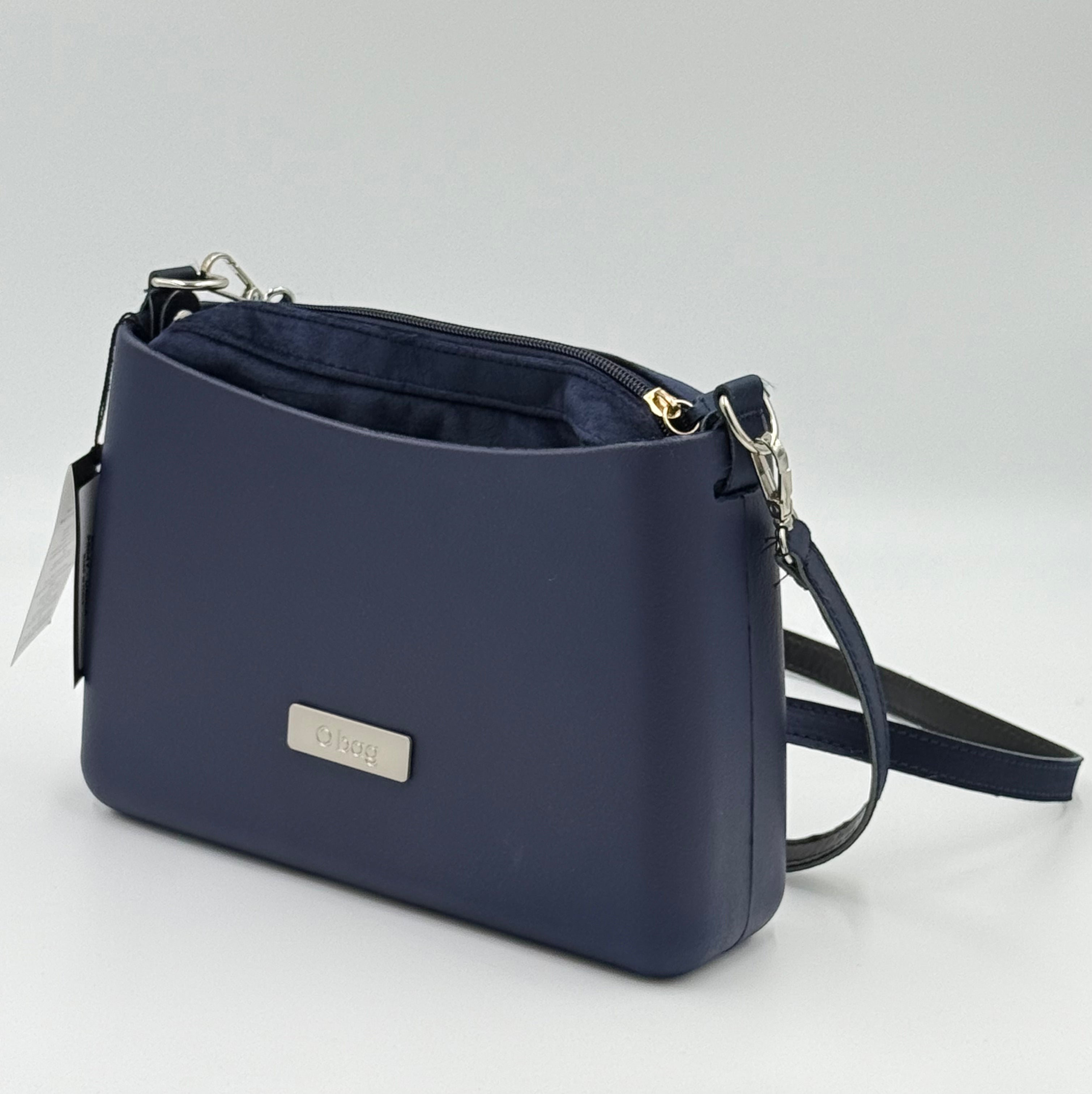 O bag Glam – dark blue bag with dark blue suede-effect lining